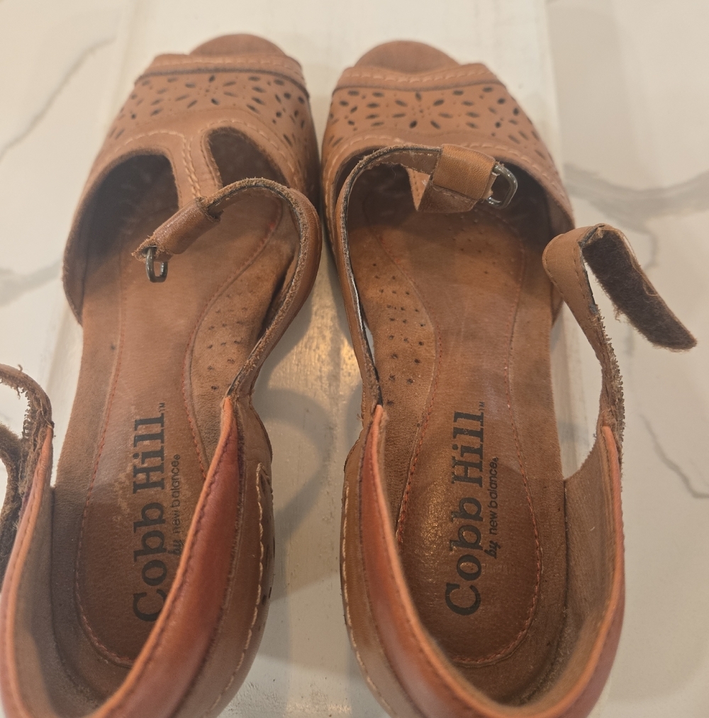 Cobb Hill Leather Eyelet Open Toe Mary Jane Kitten Heel Sandals Boho Brown 8.5 - Picture 6 of 8